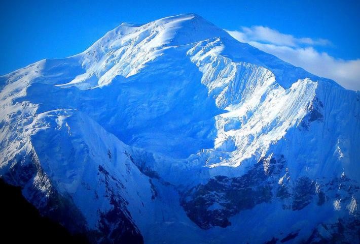 喀喇昆仑山脉的范围多大从阿富汗最东部向东南延伸约480公里